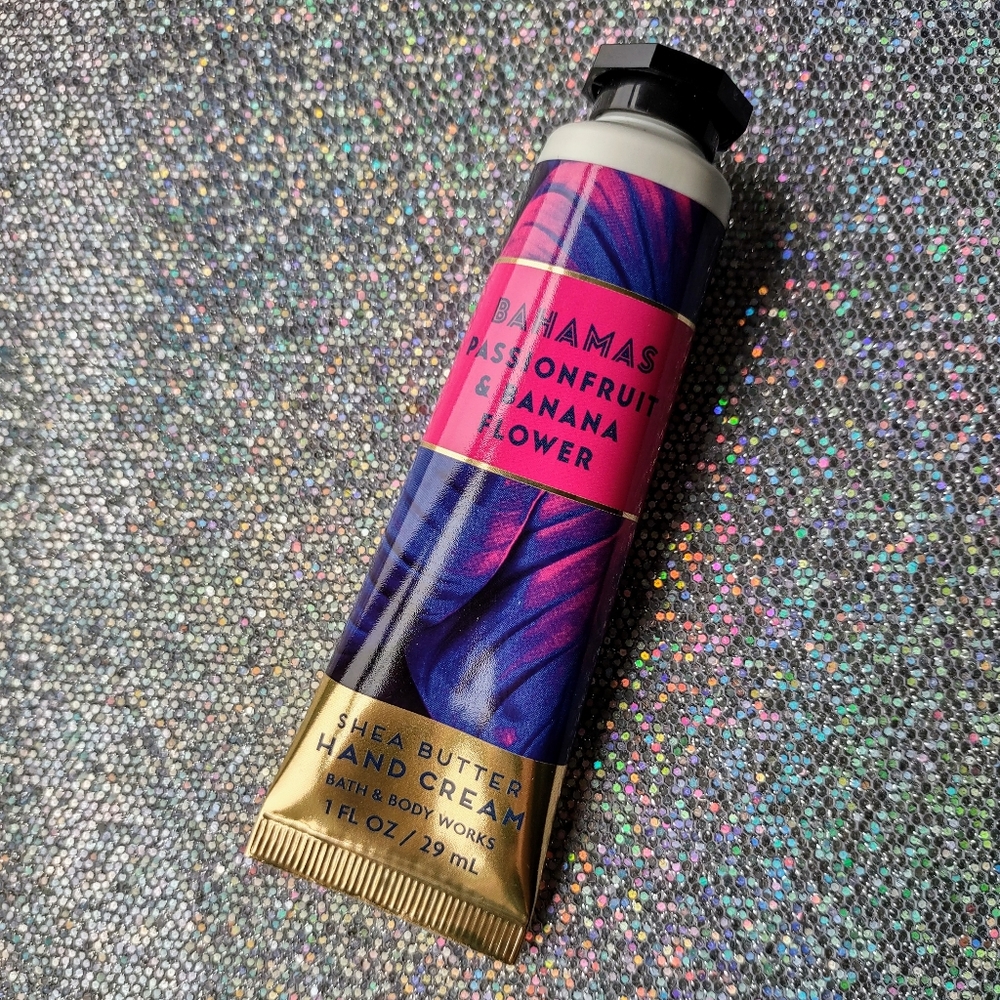 🍓4/$10 Shea Butter Hand Cream